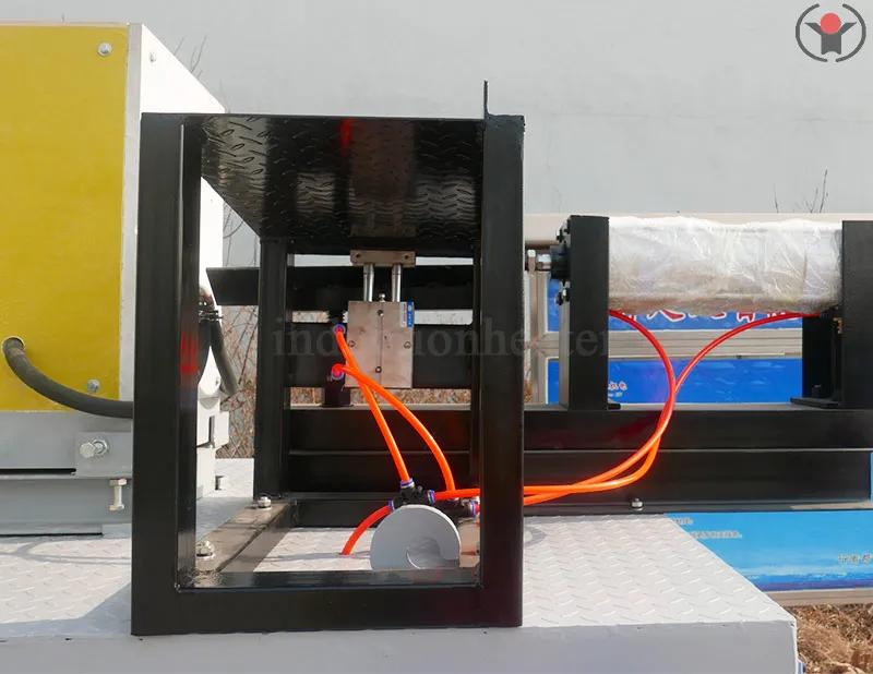 Copper rod heating machine