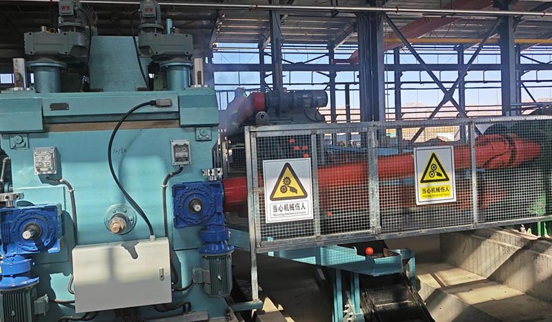 Hot rolling steel bar furnace for steel ball