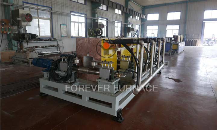 Continuous casting billet heating equipment