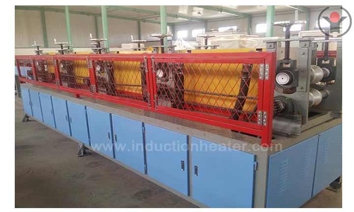 Steel bar surface heating furnace