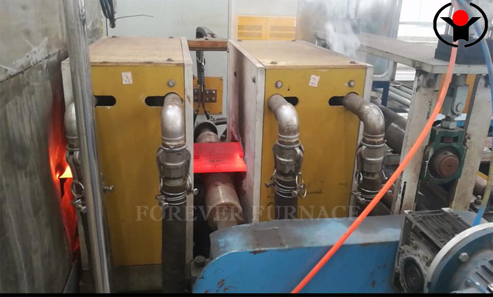 Plate induction heating furnace, plate induction quenching furnace, plate heat treatment furnace